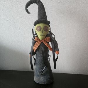 Halloween decor